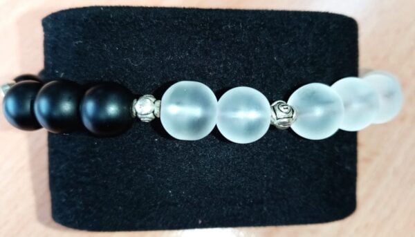 White Frosted and Matte Onyx Stretchy Bracelet